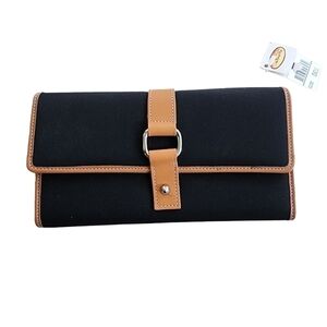 New Talbots Black and Tan Vinyl Leather Wallet